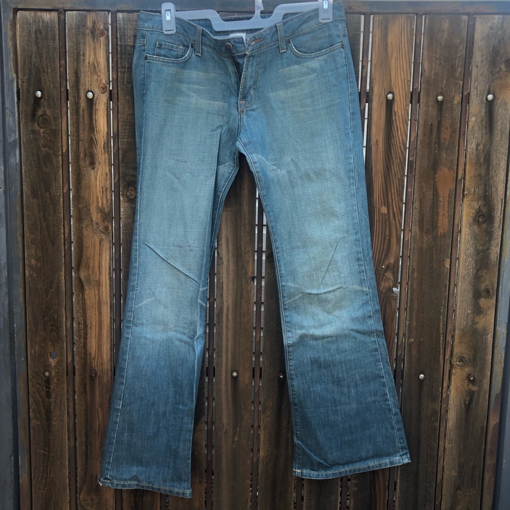 Women’s jeans